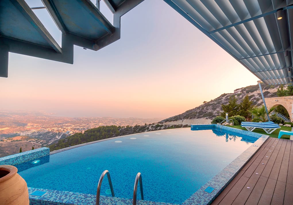 プライベートプールでのんびり快適2